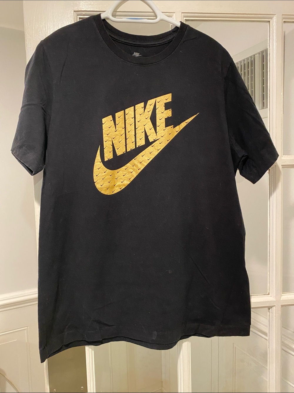 Nike size Large T-shirt  unisex good condition